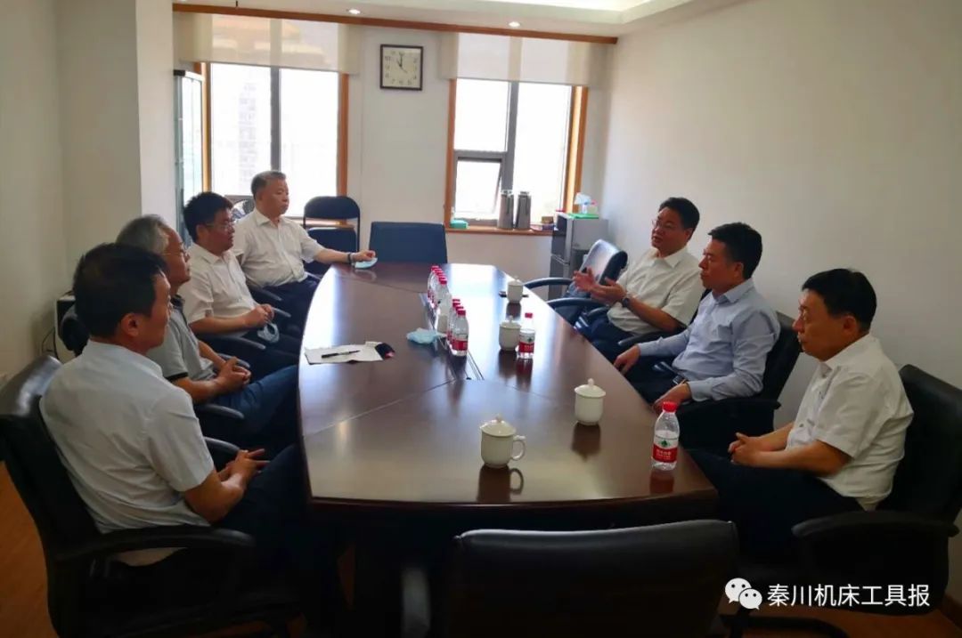 嚴(yán)鑒鉑董事長(zhǎng)拜訪中國(guó)機(jī)床工具工業(yè)協(xié)會(huì)、中國(guó)工程院