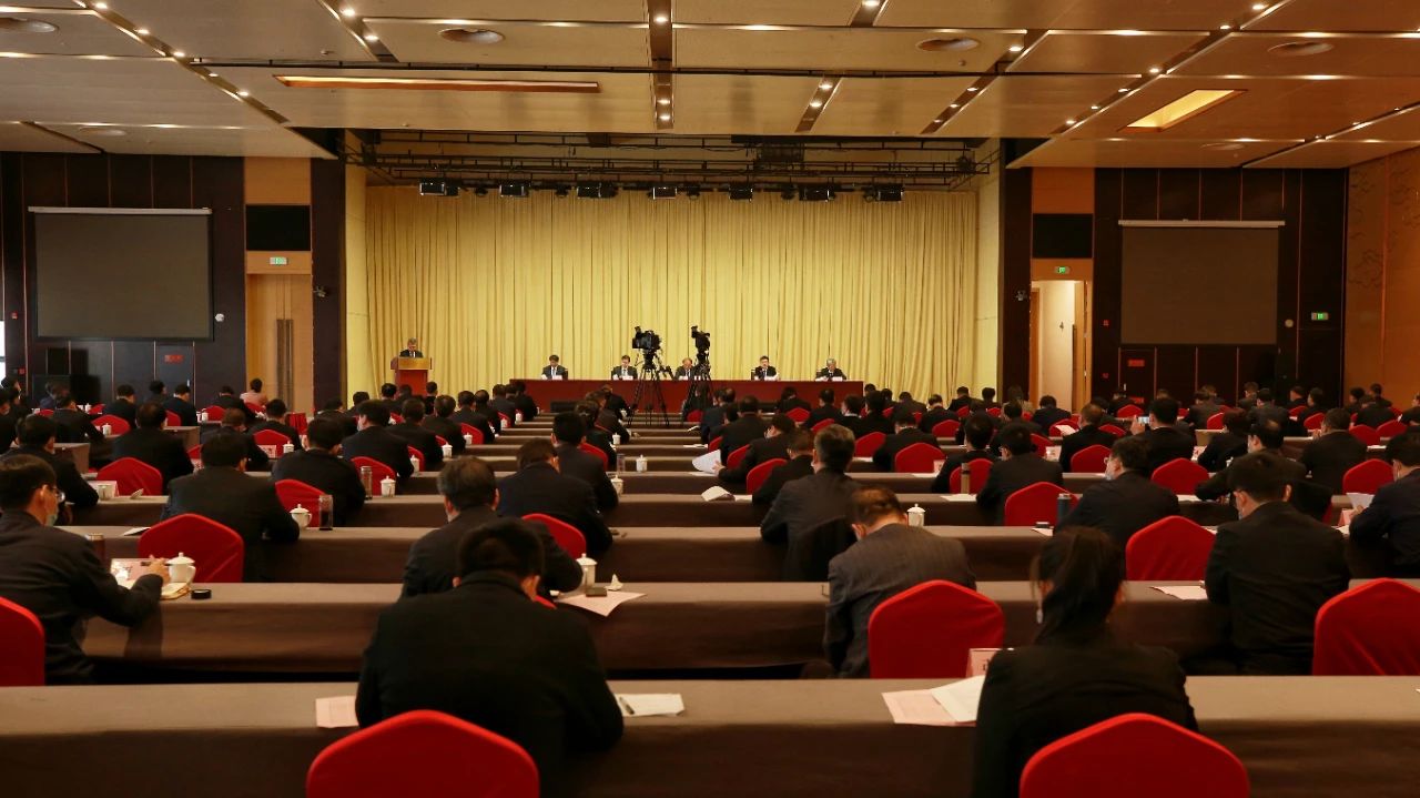 嚴(yán)鑒鉑董事長榮獲陜西省“擔(dān)當(dāng)作為好干部”稱號！