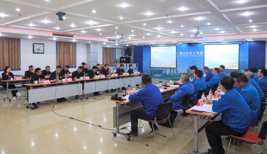 陜西延長石油機(jī)械裝備制造有限公司執(zhí)行董事、總經(jīng)理張博一行到秦川集團(tuán)交流座談