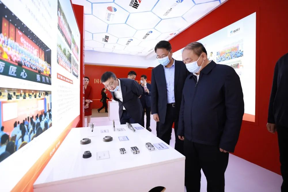 陜西省委常委、組織部長張廣智蒞臨秦川集團(tuán)展位