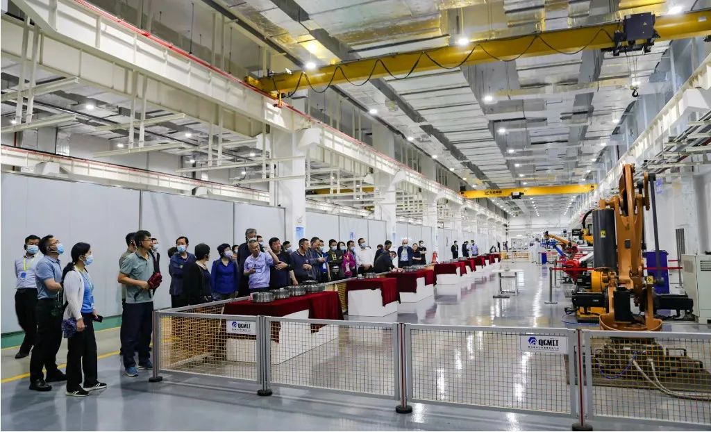 中共陜西省委黨校市廳級干部進修班蒞臨秦川集團觀摩指導(dǎo)